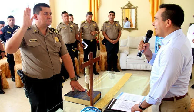 Comandante Ronald Núñez ya no será enviado a Chile. Gobierno dio marcha atrás. Foto: Difusión