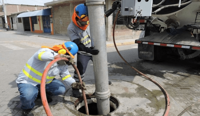 Las obras están a cargo del Ministerio de Vivienda para ampliar la cobertura de agua. Foto: Andina