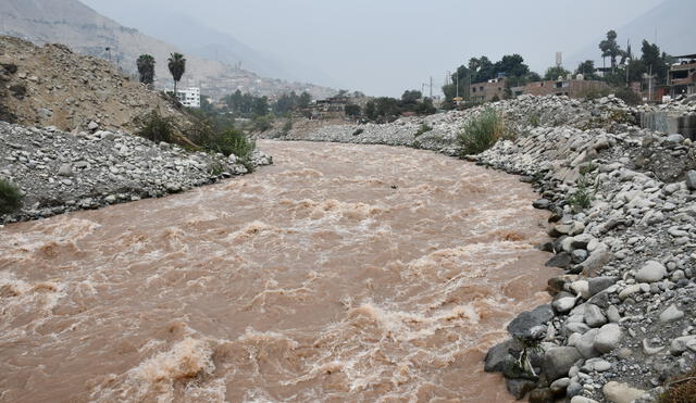 Cuidado con el Rímac. Las aguas de este río han aumentado y ya causan preocupación.