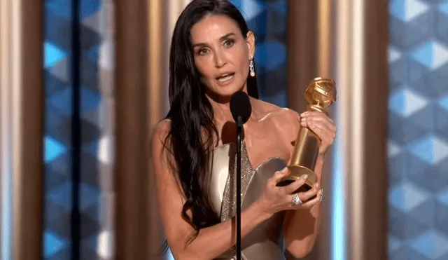 Demi Moore recibe premio en los Globos de Oro 2025. Foto: TNT