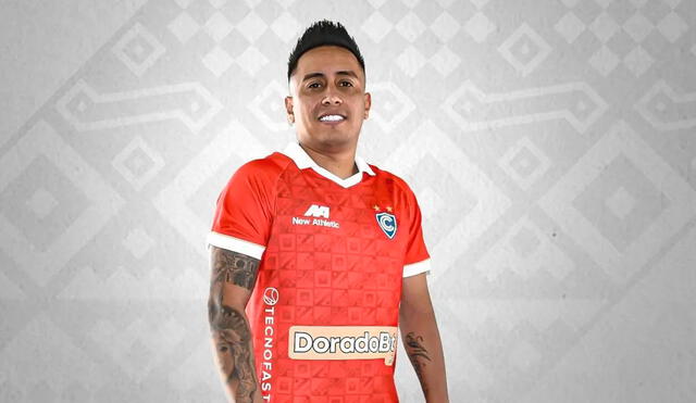 Christian Cueva seguirá defendiendo la camiseta de Cienciano del Cusco por la temporada 2025. Foto: Cienciano