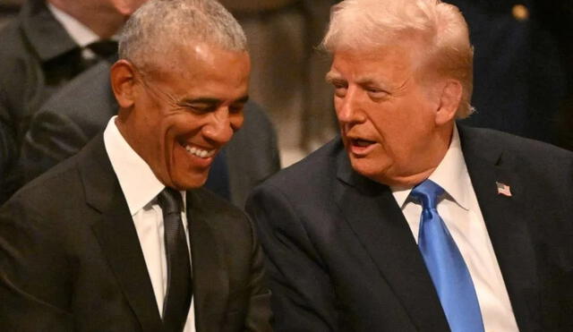 Donald Trump se reencontró con el expresidente Barack Obama con quien mantiene una tensa relación política.  Foto: CDN