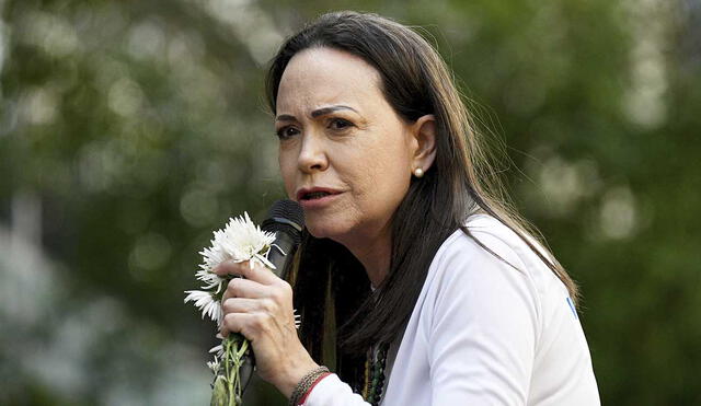 En su declaración en la red social X, la líder opositora resaltó su orgullo de ser venezolana. Machado instó a continuar defendiendo la democracia y los derechos del pueblo. Foto: AFP