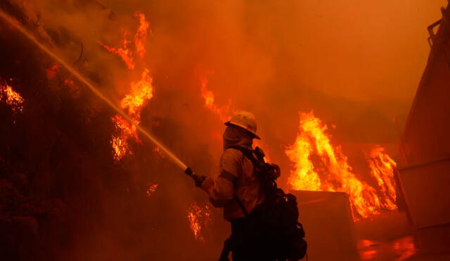 En Estados Unidos, las pólizas de hogar suelen incluir protección frente a incendios. Foto: Univisión