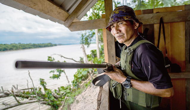 Seguridad. No existe ningún policía destacado en el distrito de Río Santiago, en Amazonas, pese a la fuerte presencia de minería ilegal. El pueblo wampis crea la guardia Charip para defenderse.