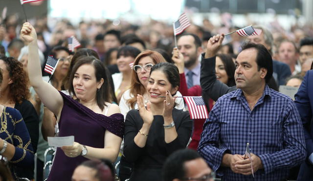 La ciudadanía americana ofrece beneficios para millones de inmigrantes. Foto: CDN