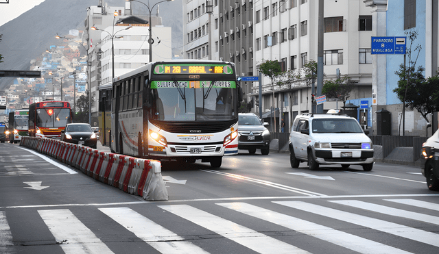 Los transportistas formales de Lima y Callao podrán acceder a este beneficio para reducir significativamente sus sanciones. Foto: ATU