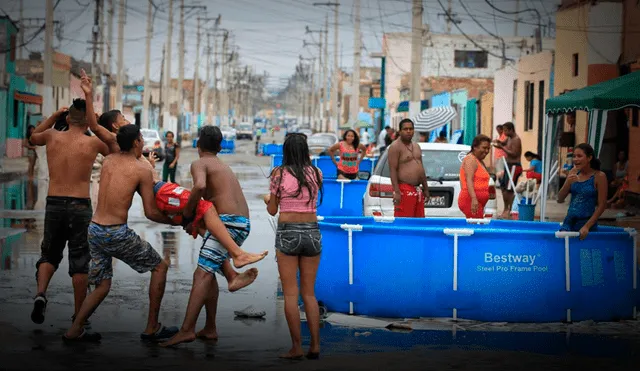 En muchos casos las piscinas de los infractores también son decomisadas. Foto: Andina