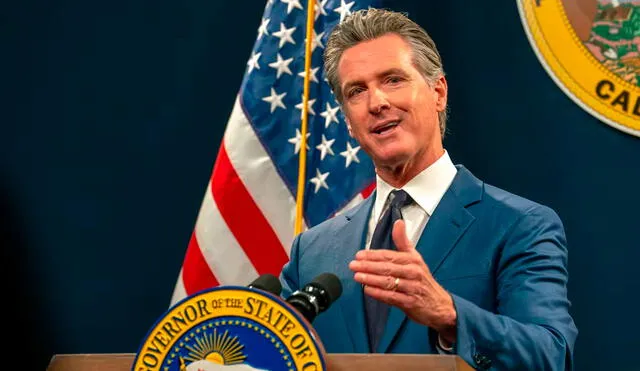 Gavin Newsom anunció una medida que ayudará a que los inmigrantes obtengan empleo. Foto: La Nación