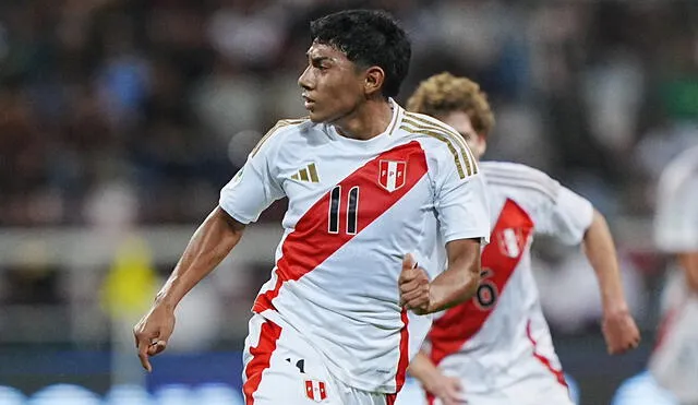 Maxloren Castro es uno de los jugadores más jóvenes de la selección peruana sub-20. Foto: FPF