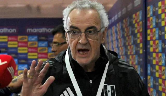 Jorge Fossati solo ganó un partido de las eliminatorias con la selección peruana. Foto: AFP