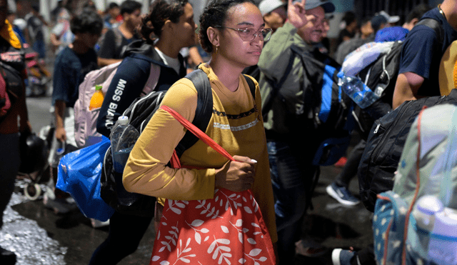 La proximidad de Texas con la frontera sur y la presencia de múltiples centros de detención han facilitado la rápida expulsión de inmigrantes. Foto: AFP