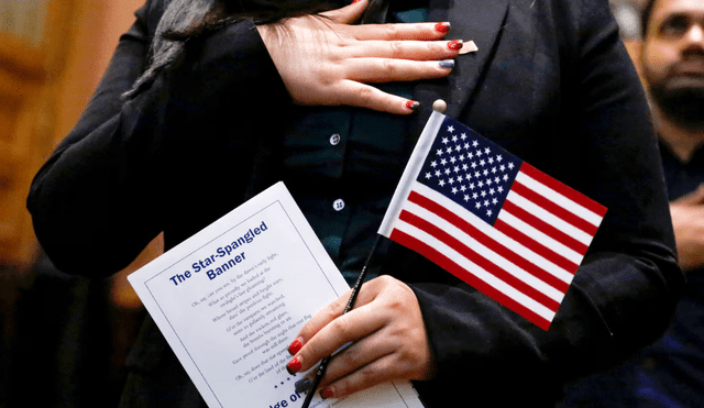 Los ciudadanos americanos como los residentes permanentes disfrutan de derechos y privilegios en EE.UU, las diferencias en su estatus legal y responsabilidades son significativas. Foto: AS USA Los ciudadanos americanos como los residentes permanentes disfrutan de derechos y privilegios en EE.UU, las diferencias en su estatus legal y responsabilidades son significativas. Foto: AS USA