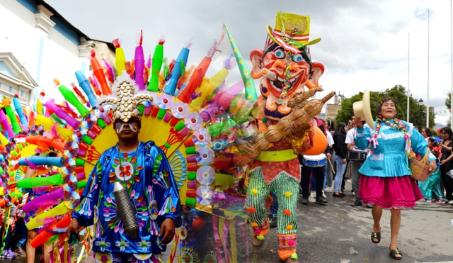 Cada año se celebra durante días el carnaval en la región de Cajamarca. Foto: composición LR/Andina