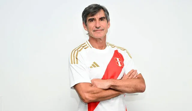 La Federación Peruana de Fútbol confirmó a Óscar Ibáñez como entrenador de la selección peruana. Foto: FPF