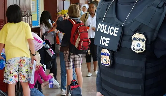 ICE deberá presentar una serie de documentos si desea ingresar a una escuela en Florida. Foto: composición LR/Doble Llave/ICE