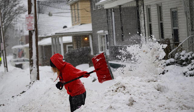 El Servicio Meteorológico Nacional advierte sobre nevadas significativas en Chicago, Rockford, Naperville, Aurora y Springfield, con condiciones climáticas adversas que persisten hasta el jueves. Foto: Prensa Libre El Servicio Meteorológico Nacional advierte sobre nevadas significativas en Chicago, Rockford, Naperville, Aurora y Springfield, con condiciones climáticas adversas que persisten hasta el jueves. Foto: Prensa Libre