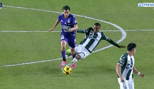 Pedro Aquino lleva varios años jugando en el fútbol mexicano. Foto: captura de Fox Sports México Pedro Aquino lleva varios años jugando en el fútbol mexicano. Foto: captura de Fox Sports México