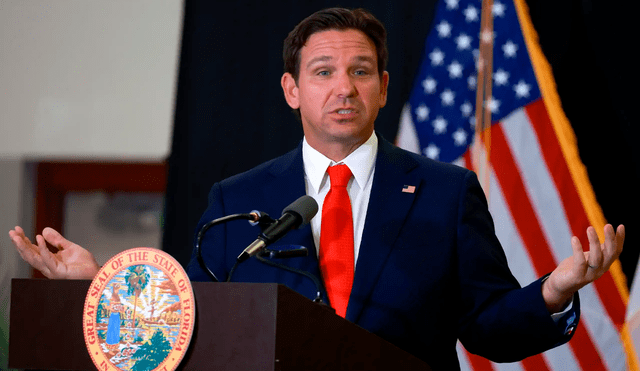 El gobernador de Florida, Ron DeSantis, anunció la creación del DOGE, en lo que puede representar un peligro para el trabajo en el gobierno y agencias estatales. Foto: Gulfshore Business El gobernador de Florida, Ron DeSantis, anunció la creación del DOGE, en lo que puede representar un peligro para el trabajo en el gobierno y agencias estatales. Foto: Gulfshore Business