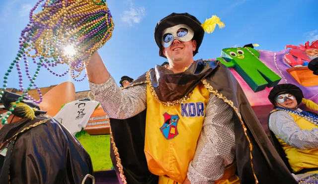 El Mardi Gras 2025 se llevará a cabo a pesar de las fuertes condiciones climáticas en Nueva Orleans. Foto: EFE El Mardi Gras 2025 se llevará a cabo a pesar de las fuertes condiciones climáticas en Nueva Orleans. Foto: EFE