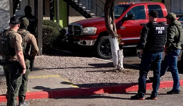 Al ser testigo de un arresto federal del ICE, lo recomendable es evitar cualquier acción vista como incumplimiento de ley. Foto: La Nación Al ser testigo de un arresto federal del ICE, lo recomendable es evitar cualquier acción vista como incumplimiento de ley. Foto: La Nación