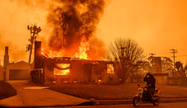 Los incendios forestales en California en 2025 destruyeron más de 16,000 estructuras, exacerbados por la sequía y el cambio climático. Foto: CNN Los incendios forestales en California en 2025 destruyeron más de 16,000 estructuras, exacerbados por la sequía y el cambio climático. Foto: CNN