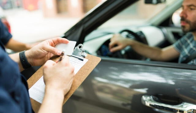 Florida propone la obligatoriedad de placas delanteras para facilitar la identificación en casos de accidentes viales. Foto: difusión. Florida propone la obligatoriedad de placas delanteras para facilitar la identificación en casos de accidentes viales. Foto: difusión.