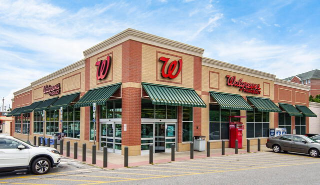 En 2020, Walgreens se asoció con VillageMD para abrir consultorios de atención primaria dentro de sus tiendas, expandiendo así sus servicios de salud. Foto: CoStar En 2020, Walgreens se asoció con VillageMD para abrir consultorios de atención primaria dentro de sus tiendas, expandiendo así sus servicios de salud. Foto: CoStar
