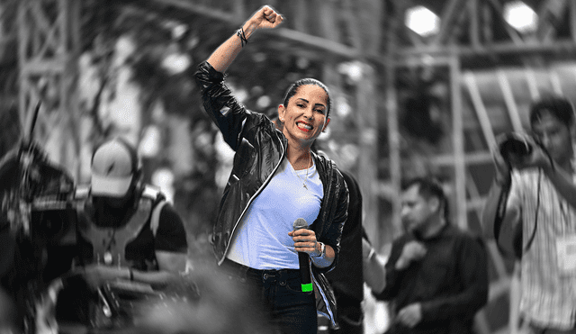 Durante su recorrido, Luisa González expuso cinco propuestas clave para el desarrollo económico en Ecuador. Foto: AFP.