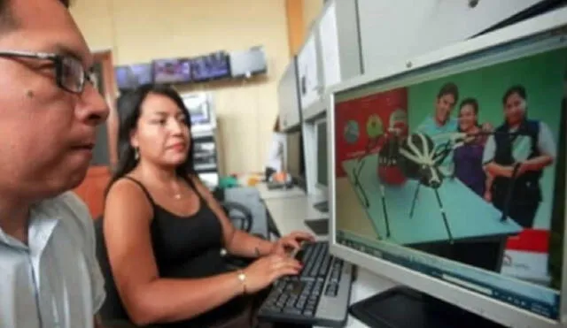 Todo padre de familia tiene el derecho y deber de estar involucrado en el proceso educativo de sus hijos. Foto: difusión