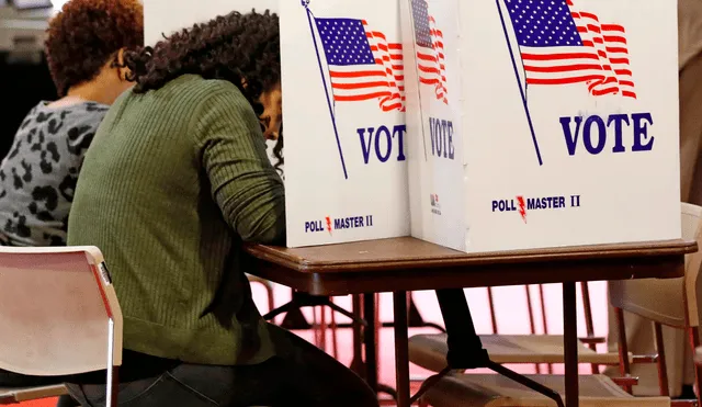Todos aquellos que trabajen en las elecciones de Nueva York tendrán que participar en una sesión de capacitación obligatoria. Todos aquellos que trabajen en las elecciones de Nueva York tendrán que participar en una sesión de capacitación obligatoria.