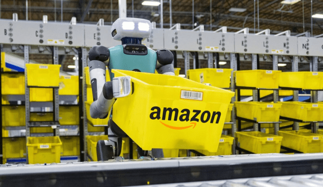 Amazon ha implementado una flota de robots que revolucionan la forma en que se gestionan los almacenes. Foto: Amazon Amazon ha implementado una flota de robots que revolucionan la forma en que se gestionan los almacenes. Foto: Amazon