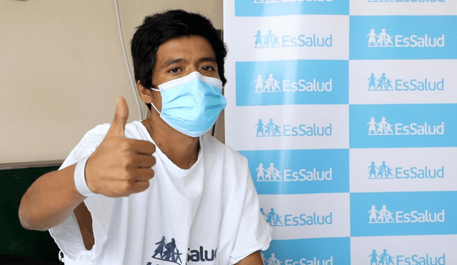 Los hijos mayores de 18 años pueden acceder a la cobertura del seguro social de EsSalud. Foto: Andina Los hijos mayores de 18 años pueden acceder a la cobertura del seguro social de EsSalud. Foto: Andina