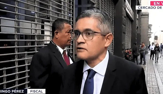 El fiscal José Domingo Pérez ingresó este martes a la sede del Ministerio Público tras ser rehabilitado por la ANC. | Foto: Canal N. El fiscal José Domingo Pérez ingresó este martes a la sede del Ministerio Público tras ser rehabilitado por la ANC. | Foto: Canal N.