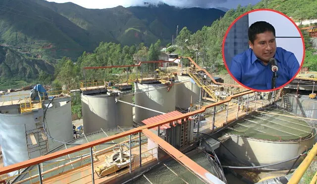 Alcalde de Pataz critica el estado de emergencia impuesto por el Gobierno peruano. Foto: Composición LR/CDN/Captura de pantalla de YouTube Alcalde de Pataz critica el estado de emergencia impuesto por el Gobierno peruano. Foto: Composición LR/CDN/Captura de pantalla de YouTube