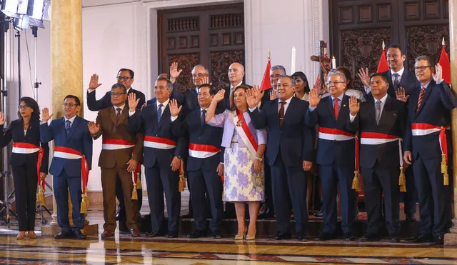 Nuevo gabinete ministerial encabezado por Eduardo Arana. Foto: Presidencia Nuevo gabinete ministerial encabezado por Eduardo Arana. Foto: Presidencia