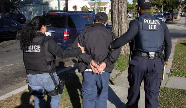Inmigrantes en Texas deben contar con este documento especial que certifica su estatus legal si no quieren ser detenidos por ICE. Inmigrantes en Texas deben contar con este documento especial que certifica su estatus legal si no quieren ser detenidos por ICE.
