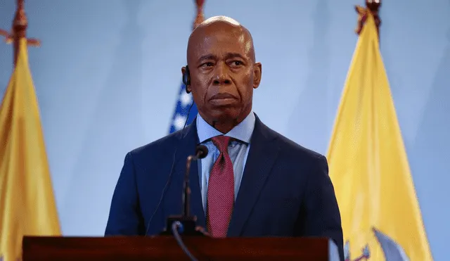 Eric Adams indicó que pronto cerrará un centro de ayuda para solicitudes de asilo en Nueva York. Eric Adams indicó que pronto cerrará un centro de ayuda para solicitudes de asilo en Nueva York.