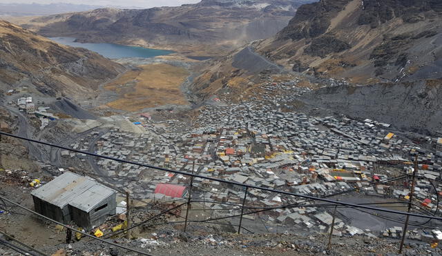 La Rinconada se encuentra a 5.100 metros de altura, en el distrito de Ananea, provincia de San Antonio de Putina, en Puno