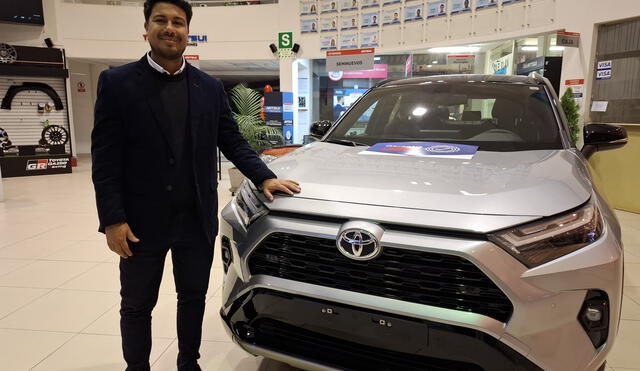 Durante el taller, se discutieron las ventajas de los autos híbridos, perfectos para el mercado peruano. Durante el taller, se discutieron las ventajas de los autos híbridos, perfectos para el mercado peruano.