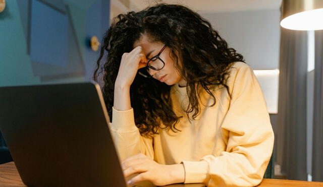 El 76% de los encuestados afirmó que cambiaría su ocupación actual por la profesión soñada en su niñez. Foto: Andina