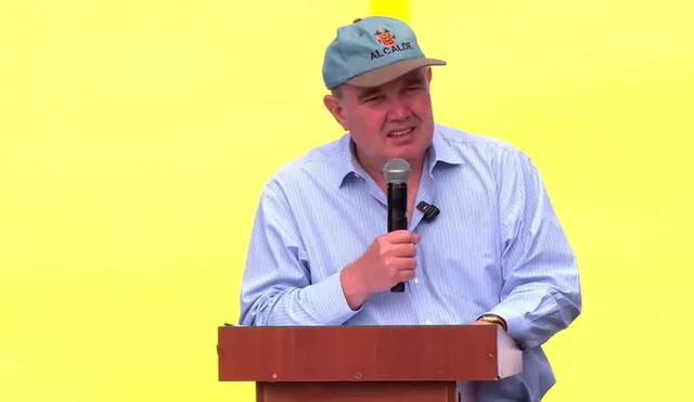 Rafael López Aliaga cometió un error al referirse a Punta Negra, lo que generó los abucheos de los pobladores. Foto: YouTube Rafael López Aliaga cometió un error al referirse a Punta Negra, lo que generó los abucheos de los pobladores. Foto: YouTube