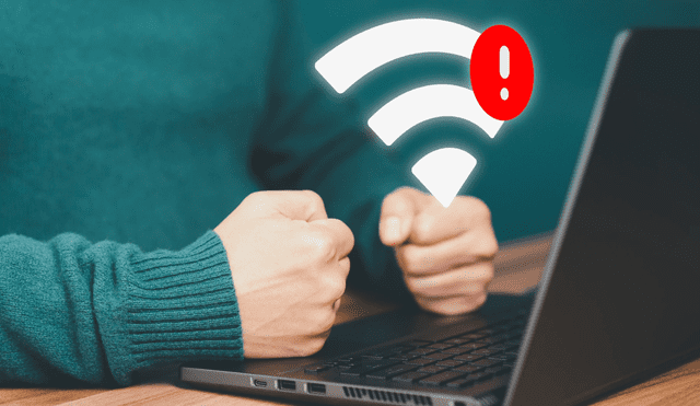 La joven no encontraba WIFI en casa y tuvo que llamar a un técnico La joven no encontraba WIFI en casa y tuvo que llamar a un técnico