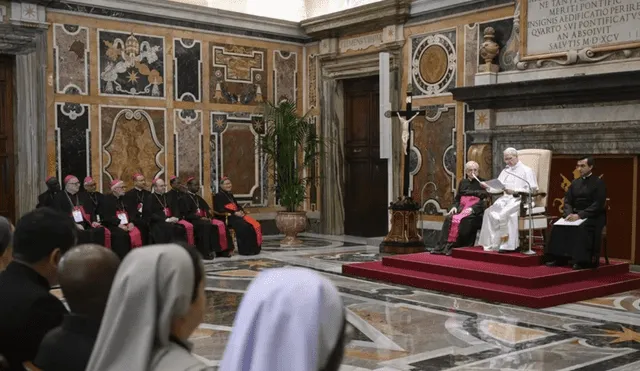 Merletti, con experiencia académica y pastoral, representa un paso significativo hacia una Iglesia más equitativa y plural bajo el liderazgo de León XIV. Foto: EFE Merletti, con experiencia académica y pastoral, representa un paso significativo hacia una Iglesia más equitativa y plural bajo el liderazgo de León XIV. Foto: EFE
