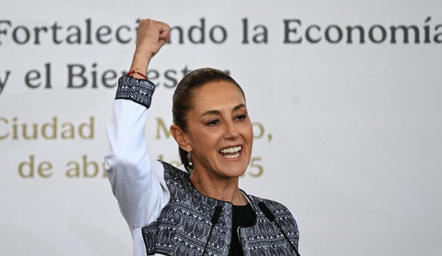 La presidenta Claudia Sheinbaum anunció su plan de reducir gradualmente la jornada laboral a 40 horas semanales. La presidenta Claudia Sheinbaum anunció su plan de reducir gradualmente la jornada laboral a 40 horas semanales.
