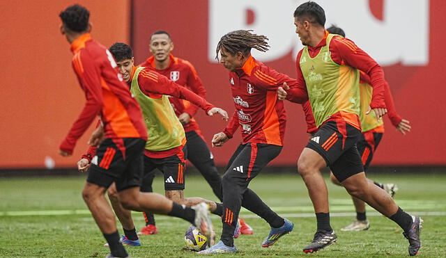 Paolo Guerrero se perfila como titular ante Colombia Paolo Guerrero se perfila como titular ante Colombia