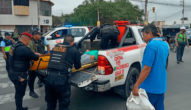 Mujer herida fue trasladada hasta el hospital Regional.