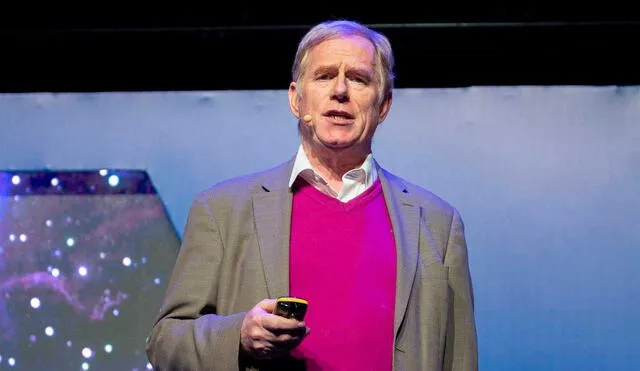 David Wood se ha vuelto escritor y futurista, centrando su trabajo en el análisis del impacto de la tecnología en la sociedad. David Wood se ha vuelto escritor y futurista, centrando su trabajo en el análisis del impacto de la tecnología en la sociedad.