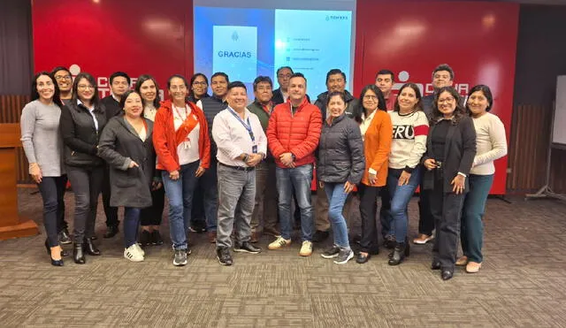 La capacitación promovió la colaboración interdepartamental, alineándose con el Plan Estratégico Institucional. La capacitación promovió la colaboración interdepartamental, alineándose con el Plan Estratégico Institucional.