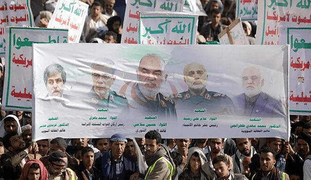 Protestas en Irán tras la muerte de científicos y altos mandos. Foto: AFP Protestas en Irán tras la muerte de científicos y altos mandos. Foto: AFP
